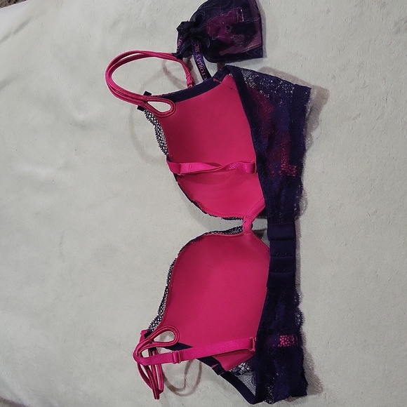 Victoria's Secret Sexy Little Things Bra - Picture 6 of 16